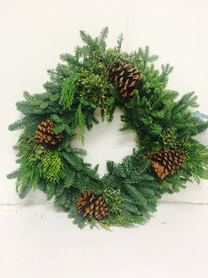 20'' Square Decorated Mix Wreath